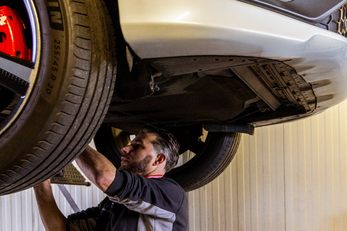 Apk keuring in Steenwijkerland: vanaf  45,-. Apk online inplannen.